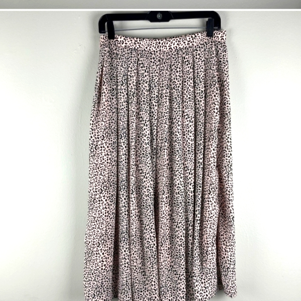 NWOT Who, What, Wear Skirt Sz8